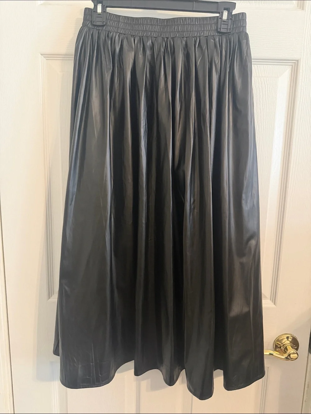NWT Elle Grey Black Gathered Faux-Leather Midi Lined Skirt Sz Medium